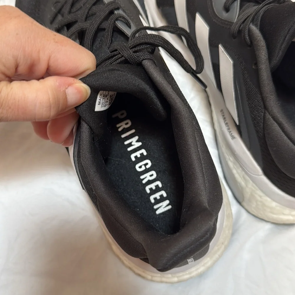Women’s Adidas Black and White Sneakers Solar Glide ST. Size 9.5 - Picture 9 of 13